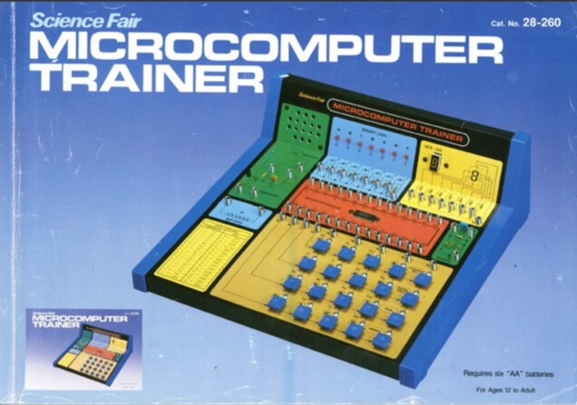 La portada del Manual de laboratorio del formador de microcomputadoras.