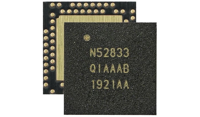 The nRF52833 acts as the central processor for the Calliope mini 3